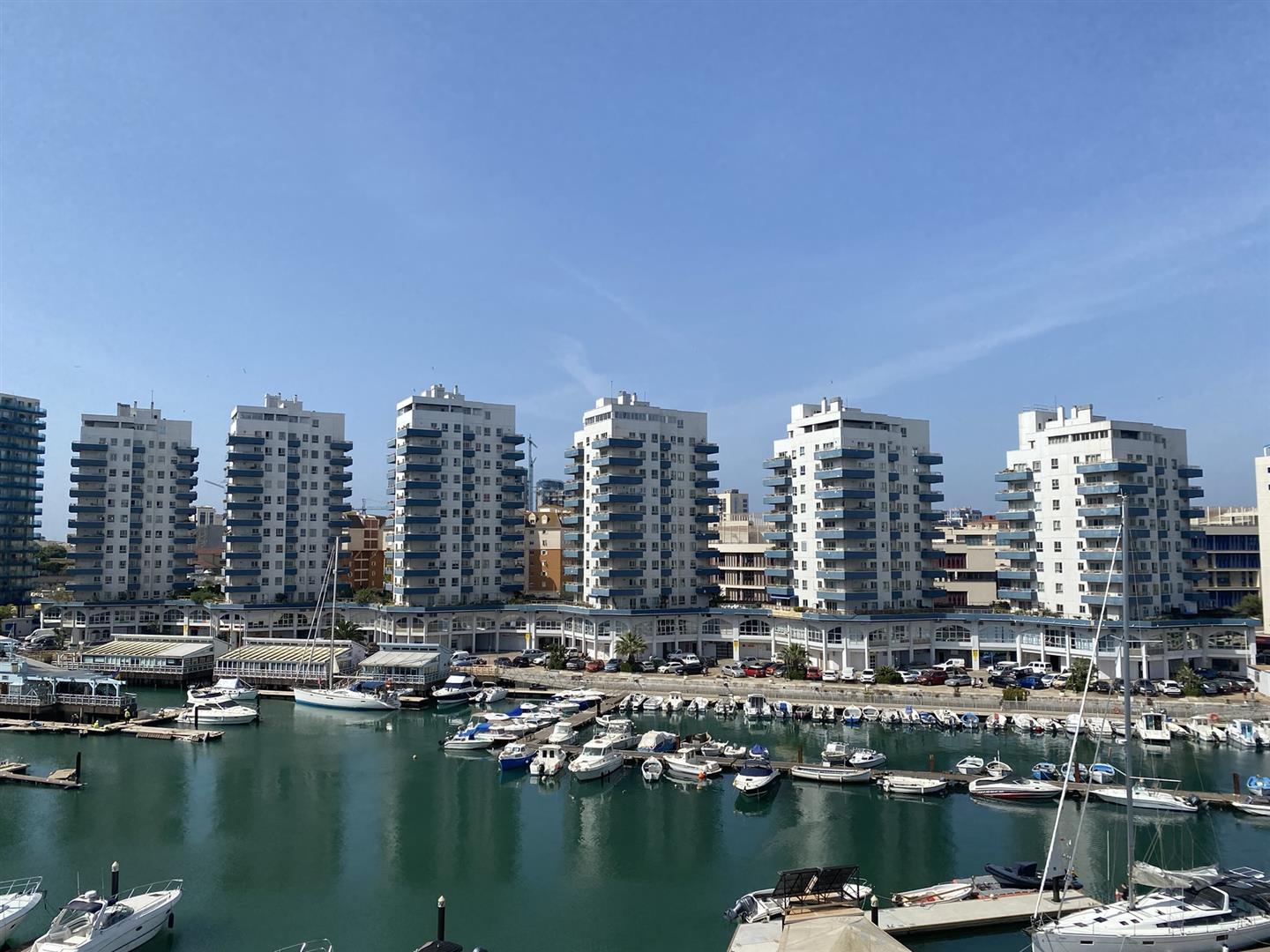 Image of Apartment - 2 Bedrooms - 2 Bathrooms for Sale in Watergardens-Gibraltar, Image 14